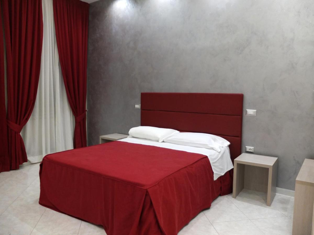 Hotel Guest Planet Rzym Zewnętrze zdjęcie