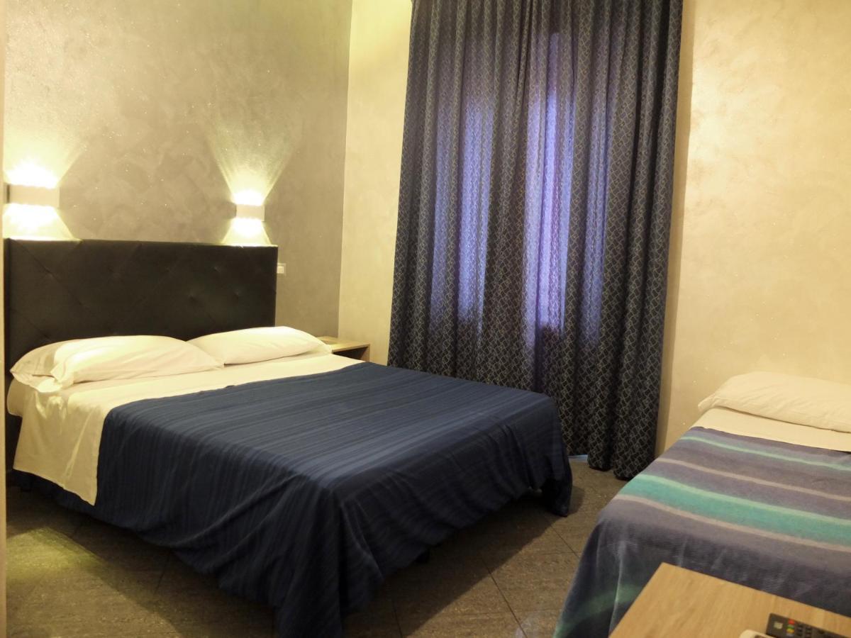 Hotel Guest Planet Rzym Zewnętrze zdjęcie